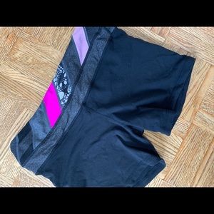 Lululemon shorts size 8